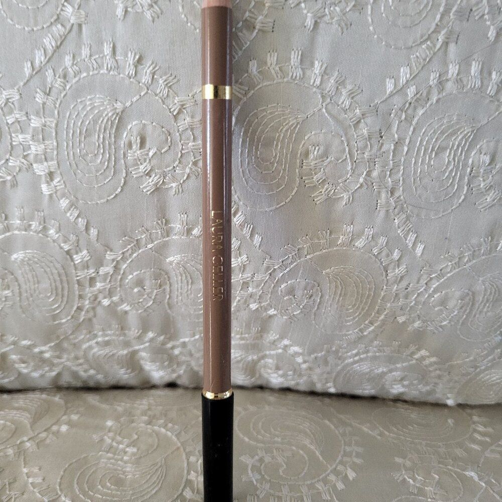 Laura Geller Bravo Brows soft pencil Brush Blonde